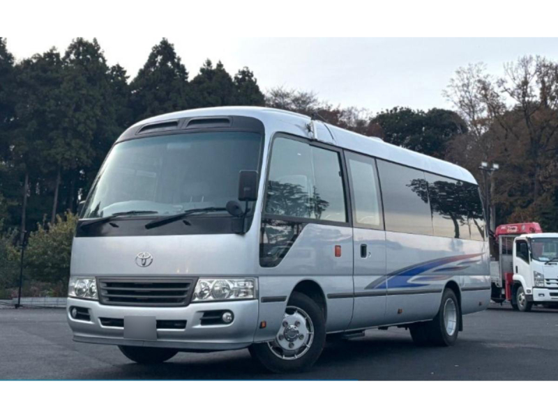 スーパーラウンジロング自動ドアモケリク冷蔵庫AT|中古トラックの販売・買取・査定のアイナビ