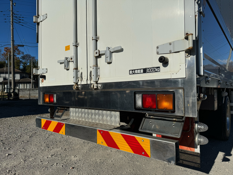 ファイター|中古トラックの販売・買取・査定のアイナビ