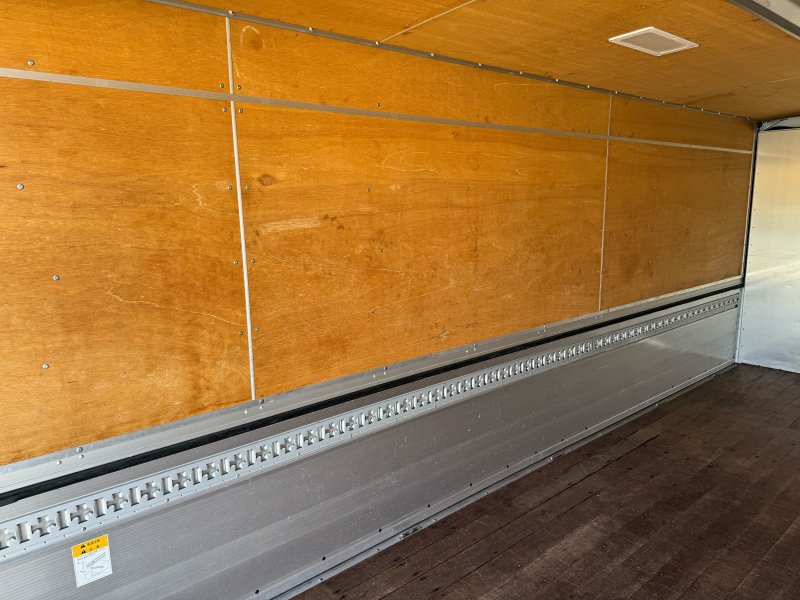 ファイター|中古トラックの販売・買取・査定のアイナビ