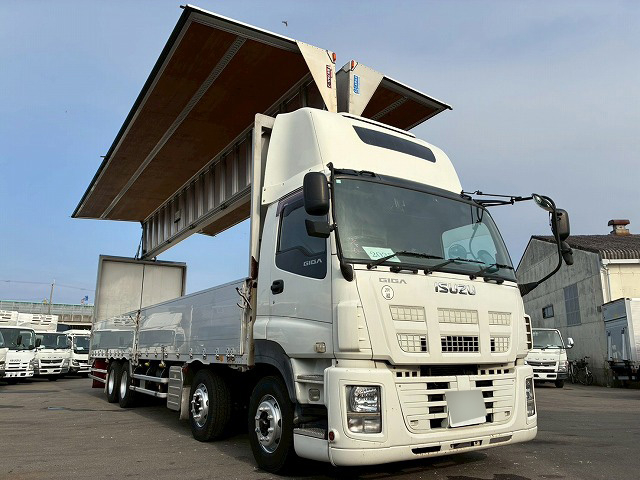 8×4ショートキャブ10Mボディ日本フルハーフスムーサーGAT|中古トラックの販売・買取・査定のアイナビ