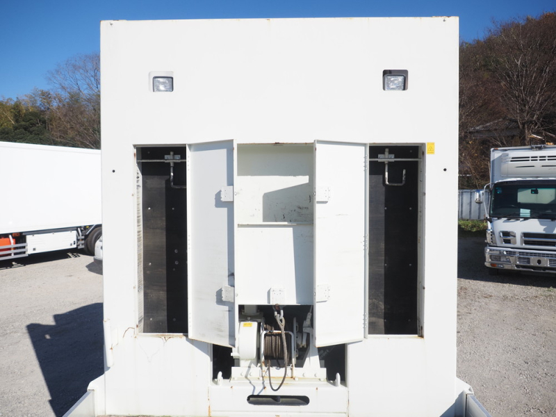 日野 セルフ プロフィア|中古トラックの販売・買取・査定のアイナビ