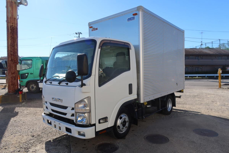 10尺アルミバン 積載2000kg MT5速 総重量5t未満|中古トラックの販売・買取・査定のアイナビ