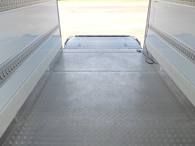 日野 令和6年式 冷凍バン格納ゲート スタンバイモータ付|中古トラックの販売・買取・査定のアイナビ