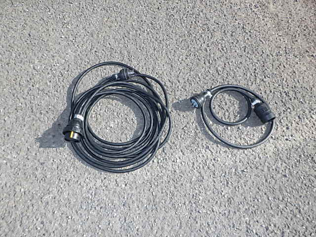 日野 令和6年式 冷凍バン格納ゲート スタンバイモータ付|中古トラックの販売・買取・査定のアイナビ