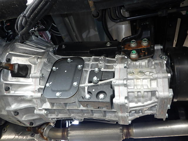 日野 令和6年式 冷凍バン格納ゲート スタンバイモータ付|中古トラックの販売・買取・査定のアイナビ