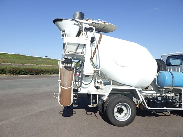 いすゞ 平成29年式 コンクリートミキサー車 車検付き|中古トラックの販売・買取・査定のアイナビ