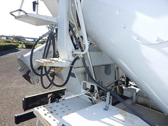 いすゞ 平成29年式 コンクリートミキサー車 車検付き|中古トラックの販売・買取・査定のアイナビ