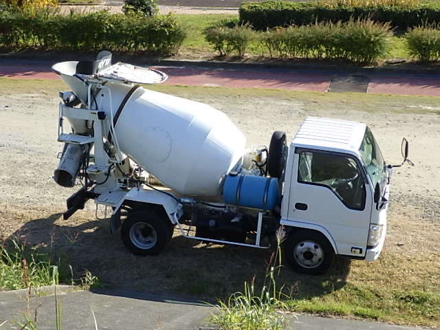 いすゞ 平成29年式 コンクリートミキサー車 車検付き|中古トラックの販売・買取・査定のアイナビ