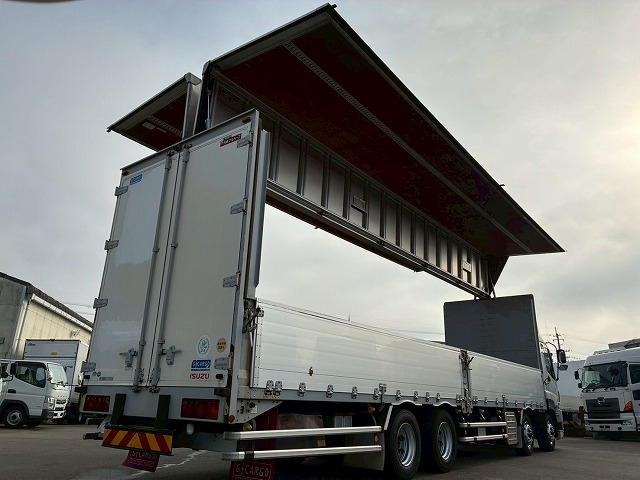 8×4ショートキャブ10Mボディ日本フルハーフスムーサーGAT|中古トラックの販売・買取・査定のアイナビ