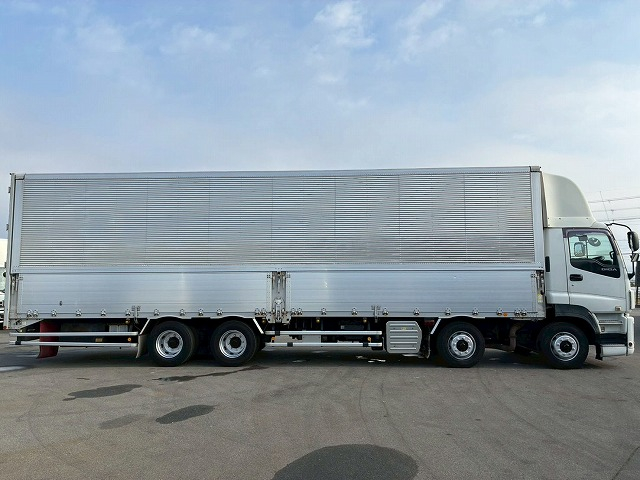 8×4ショートキャブ10Mボディ日本フルハーフスムーサーGAT|中古トラックの販売・買取・査定のアイナビ