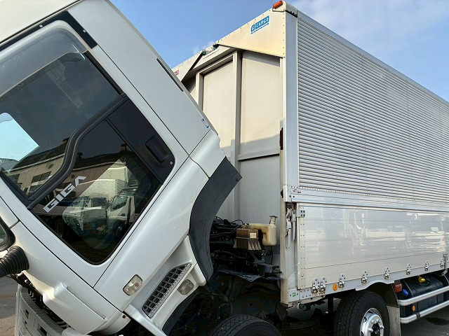 8×4ショートキャブ10Mボディ日本フルハーフスムーサーGAT|中古トラックの販売・買取・査定のアイナビ