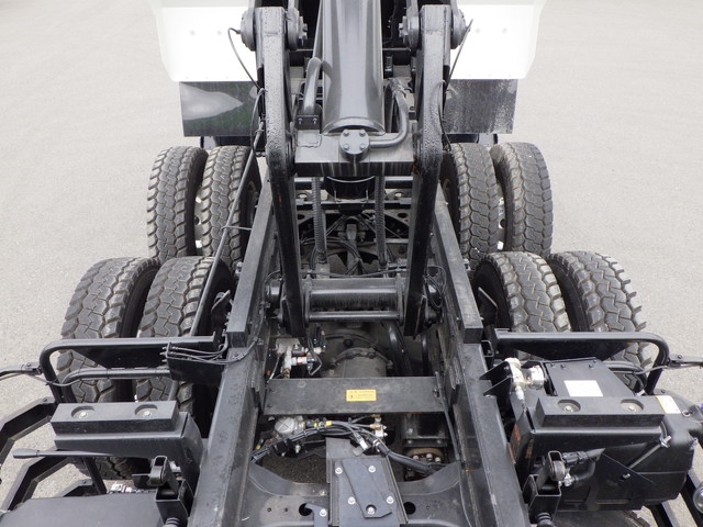 日野2DG-FS1AGE軽量土砂ダンプ最大積載量9.9t|中古トラックの販売・買取・査定のアイナビ