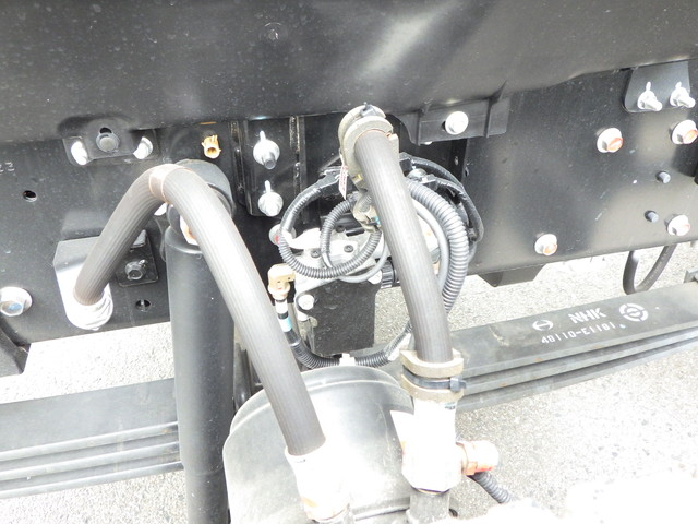 日野2DG-FS1AGE軽量土砂ダンプ最大積載量9.9t|中古トラックの販売・買取・査定のアイナビ