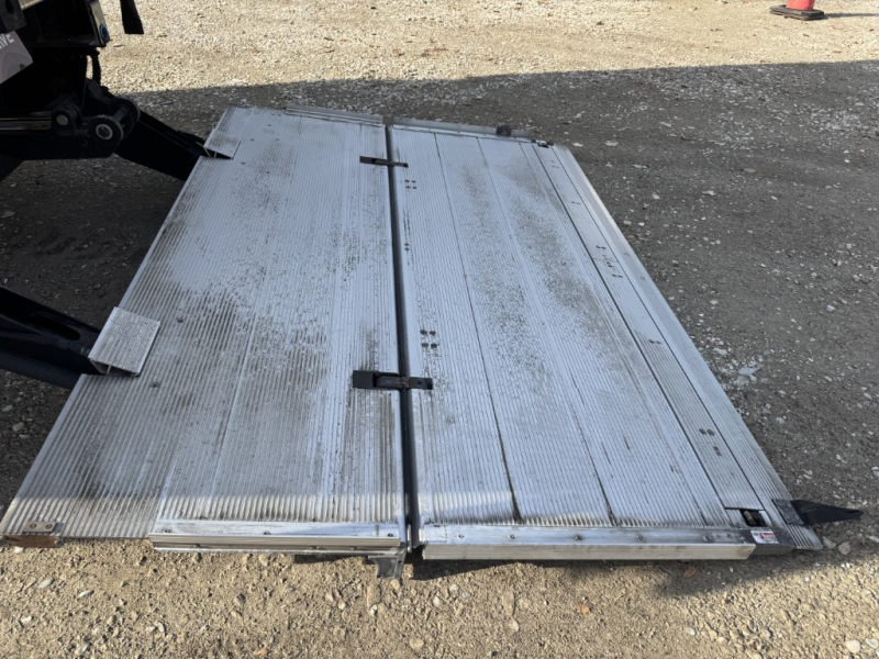 ワイドエアサス東プレ低温スタンバイパワーゲート|中古トラックの販売・買取・査定のアイナビ