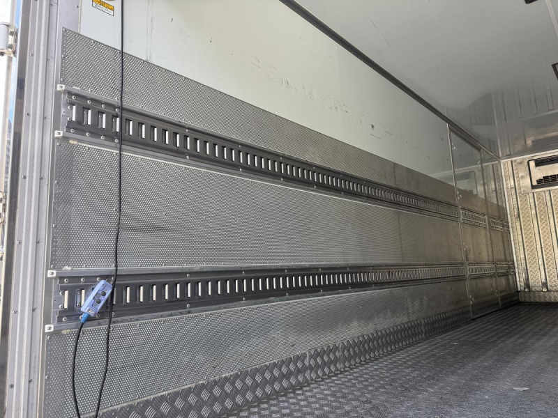 ワイドエアサス東プレ低温スタンバイパワーゲート|中古トラックの販売・買取・査定のアイナビ