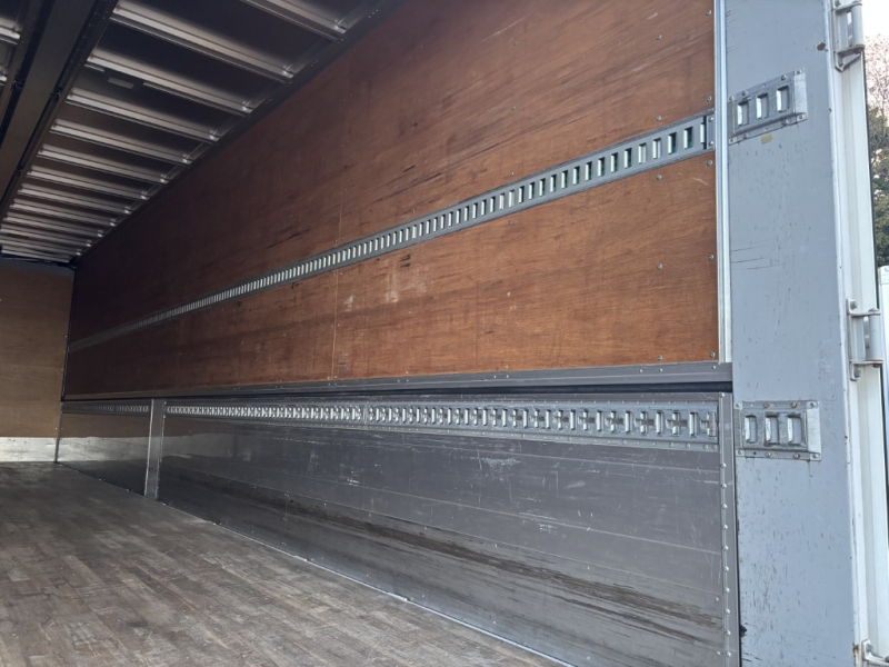 4軸低床エアサスハイルーフ日本フルハーフAW|中古トラックの販売・買取・査定のアイナビ