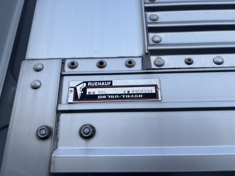 4軸低床エアサスハイルーフ日本フルハーフAW|中古トラックの販売・買取・査定のアイナビ