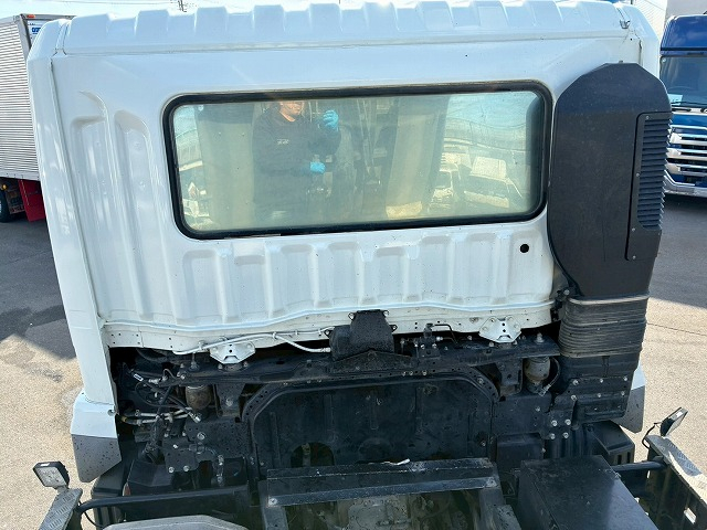 車検付6×43軸2デフリーフサスペンション8.4トン積載|中古トラックの販売・買取・査定のアイナビ