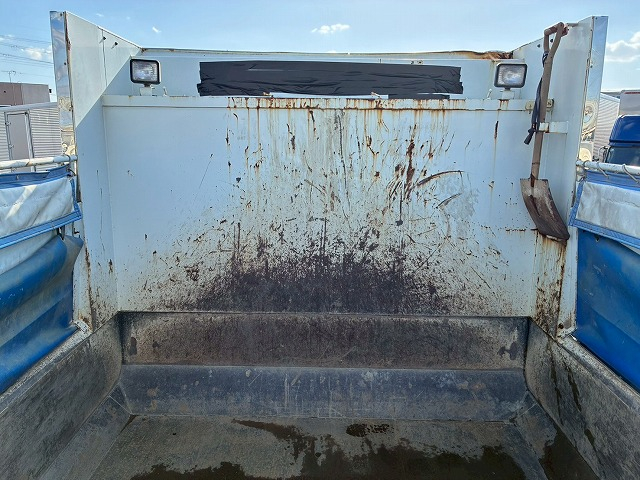 車検付6×43軸2デフリーフサスペンション8.4トン積載|中古トラックの販売・買取・査定のアイナビ