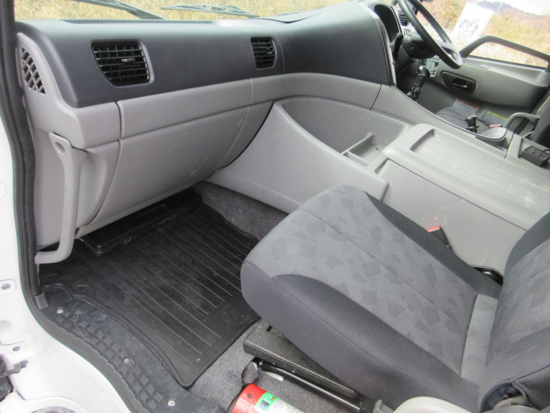 格納ゲート アルミウイング 低床4軸 リヤエアサス !!|中古トラックの販売・買取・査定のアイナビ