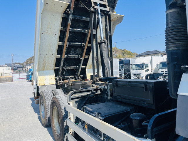 【メッキパーツ×ハイルーフ】三菱スーパーグレート/ダンプ|中古トラックの販売・買取・査定のアイナビ