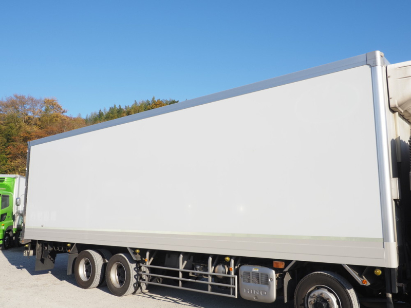 日野 冷凍バン プロフィア|中古トラックの販売・買取・査定のアイナビ