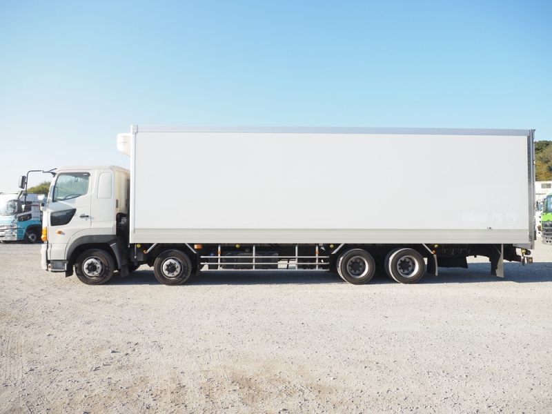 日野 冷凍バン プロフィア|中古トラックの販売・買取・査定のアイナビ