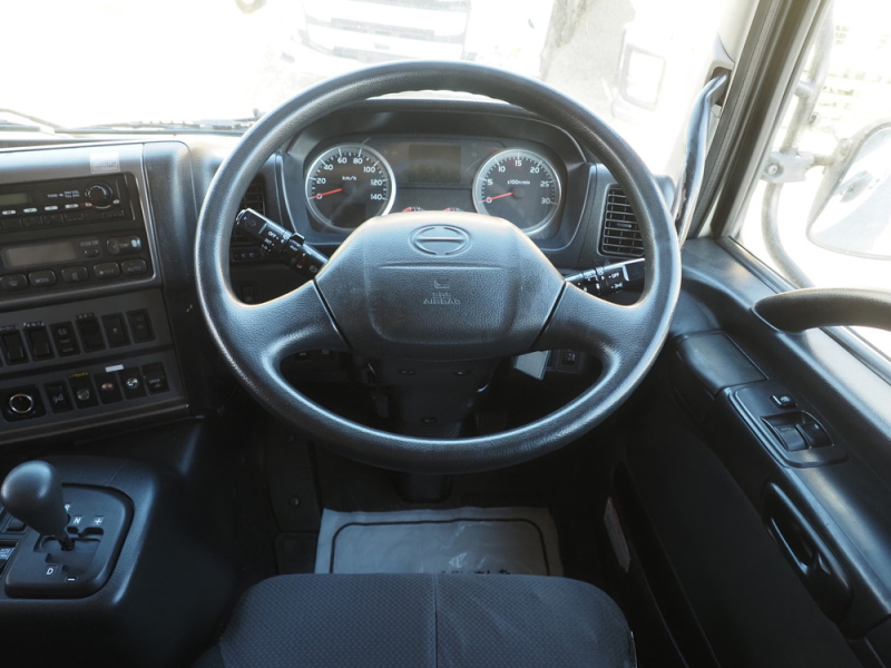 日野 冷凍バン プロフィア|中古トラックの販売・買取・査定のアイナビ