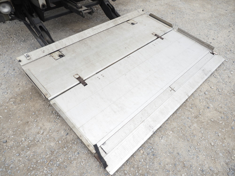 日野 冷凍バン レンジャープロ|中古トラックの販売・買取・査定のアイナビ