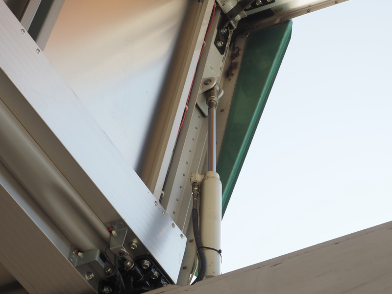 日野 ウイング車 プロフィア|中古トラックの販売・買取・査定のアイナビ