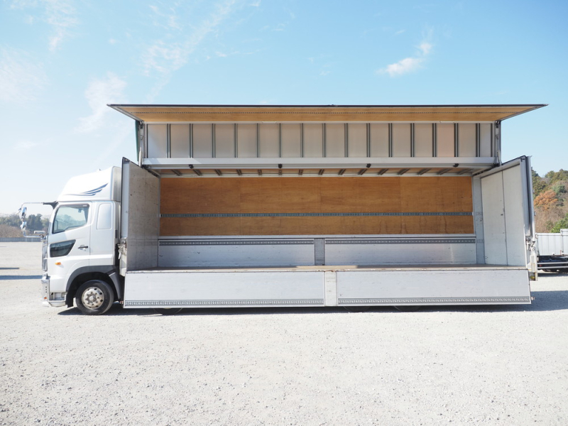 日野 ウイング車 プロフィア|中古トラックの販売・買取・査定のアイナビ