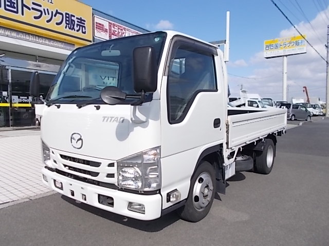 29年式 タイタン1.5トン|中古トラックの販売・買取・査定のアイナビ