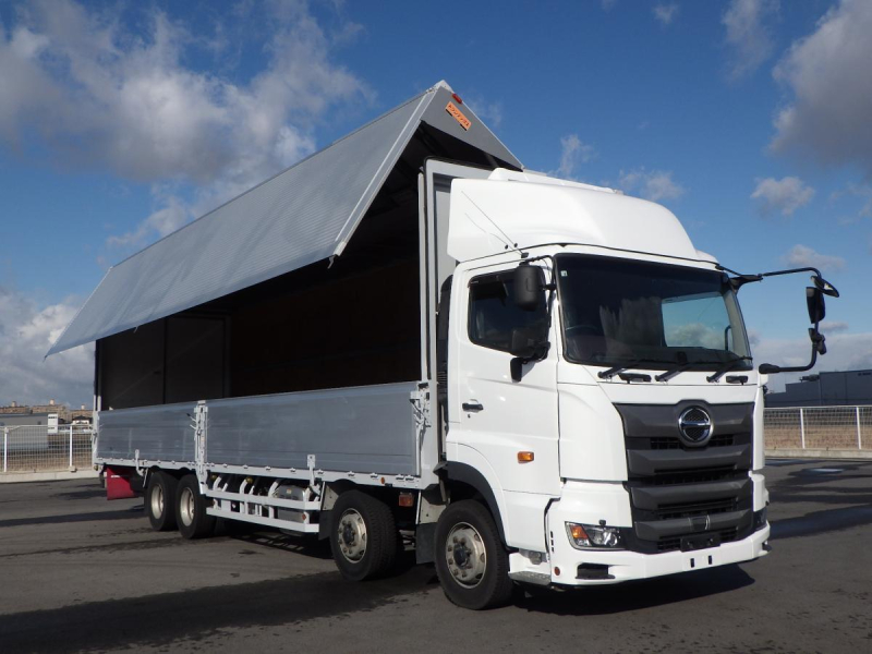 4軸低床 10mボデー ボデー内高2,680 後輪エアサス|中古トラックの販売・買取・査定のアイナビ