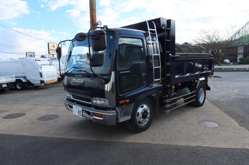 増トンダンプ ベッド付き 積載7900kg 極東製|中古トラックの販売・買取・査定のアイナビ