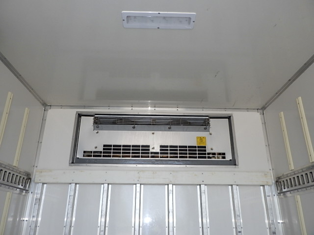 日野 平成29年式 冷凍バン 格納ゲート スタンバイモータ|中古トラックの販売・買取・査定のアイナビ