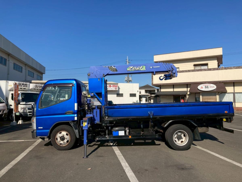 4段クレーン3トン積載標準ロングラジコンフックイン|中古トラックの販売・買取・査定のアイナビ