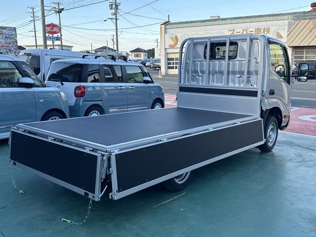 トヨタ 平ボディ|中古トラックの販売・買取・査定のアイナビ