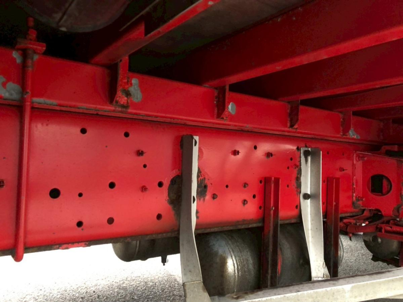 4軸低床エアサス14.1t積F7|中古トラックの販売・買取・査定のアイナビ