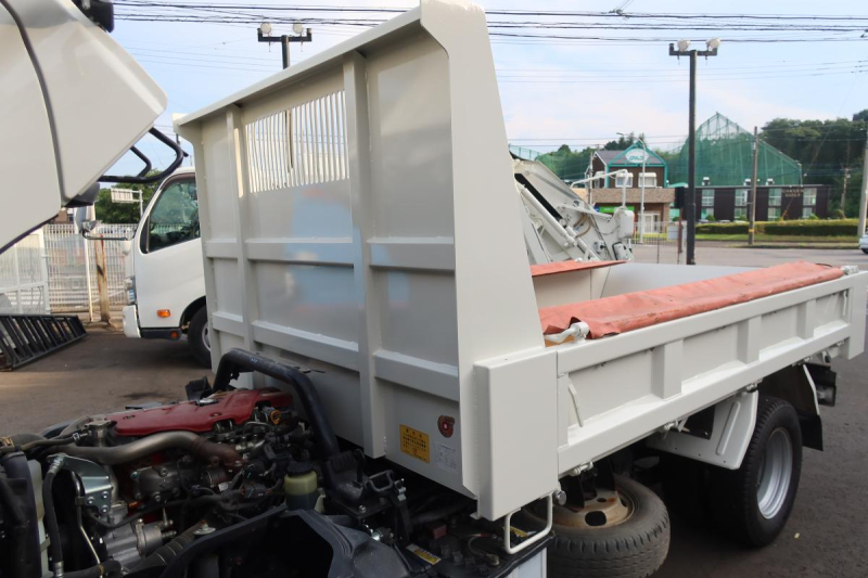 低床Lゲートダンプ 積載2000kg 新明和製|中古トラックの販売・買取・査定のアイナビ