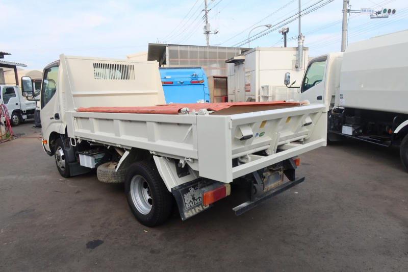 低床Lゲートダンプ 積載2000kg 新明和製|中古トラックの販売・買取・査定のアイナビ