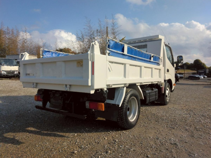 H27年 デュトロ3t低床ダンプAT車 No.1030|中古トラックの販売・買取・査定のアイナビ