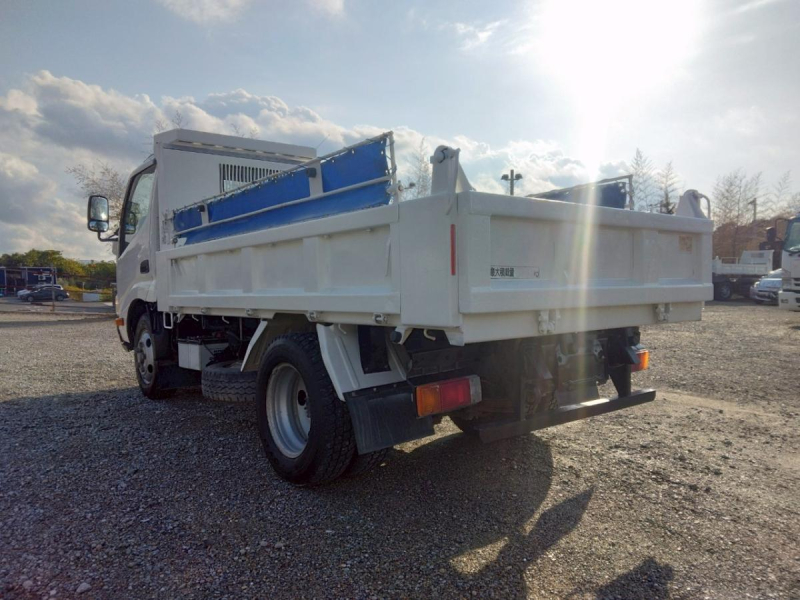 H27年 デュトロ3t低床ダンプAT車 No.1030|中古トラックの販売・買取・査定のアイナビ