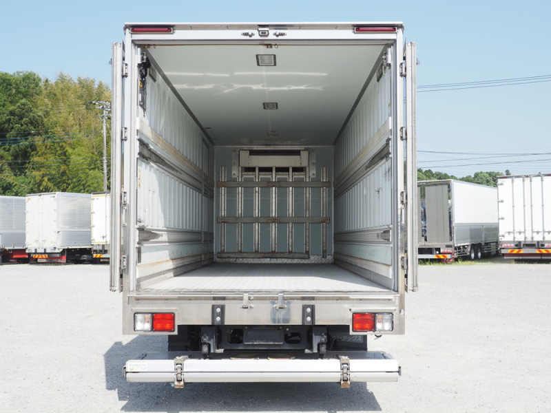 日野 冷凍バン レンジャー|中古トラックの販売・買取・査定のアイナビ