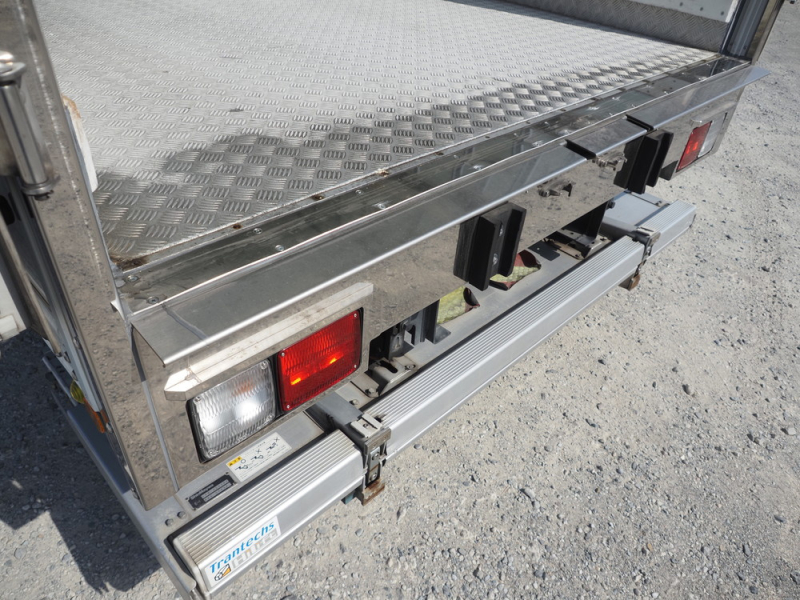 日野 冷凍バン レンジャー|中古トラックの販売・買取・査定のアイナビ