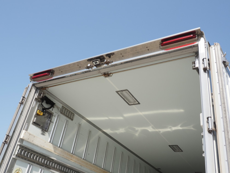 日野 冷凍バン レンジャー|中古トラックの販売・買取・査定のアイナビ