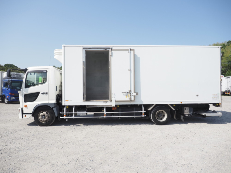 日野 冷凍バン レンジャー|中古トラックの販売・買取・査定のアイナビ