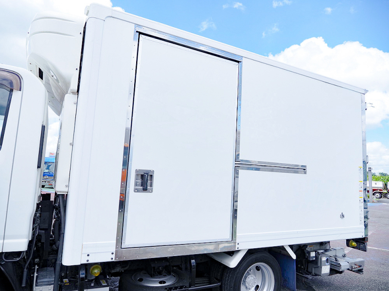 いすゞ 冷凍バン エルフ|中古トラックの販売・買取・査定のアイナビ