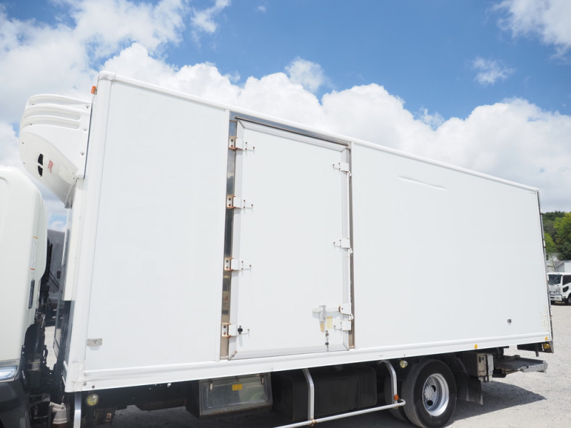 日野 冷凍バン レンジャープロ|中古トラックの販売・買取・査定のアイナビ