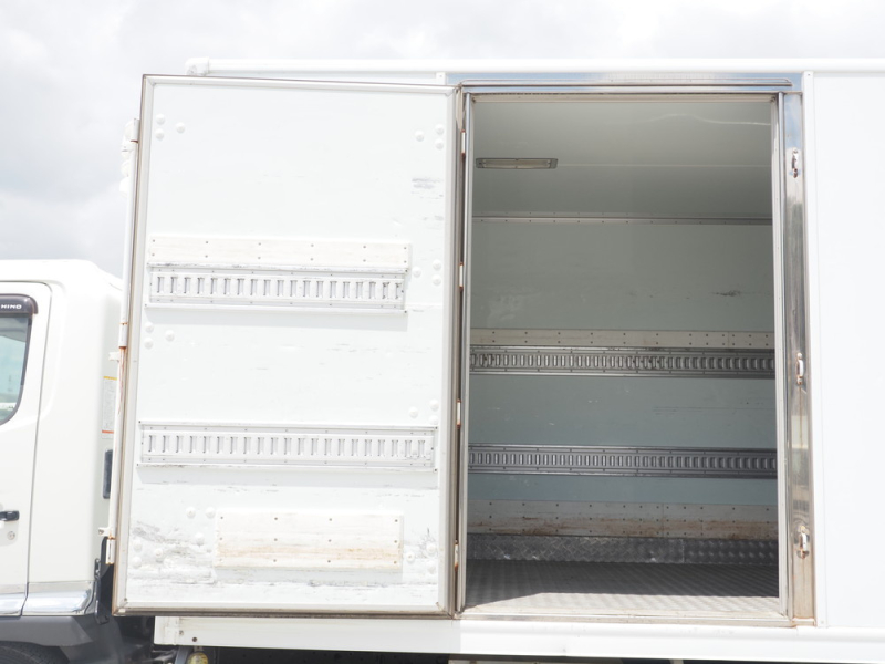 日野 冷凍バン レンジャープロ|中古トラックの販売・買取・査定のアイナビ