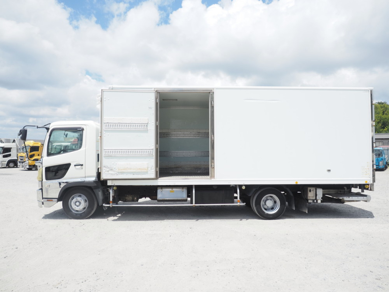 日野 冷凍バン レンジャープロ|中古トラックの販売・買取・査定のアイナビ